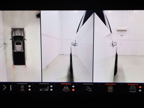 Used 2024 GMC Sierra 3500 Denali Ultimate image 33