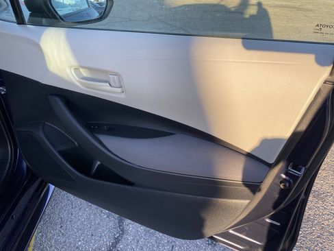 Used 2024 Toyota Corolla LE FWD image 21