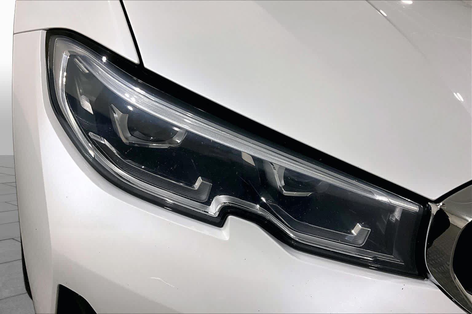 Used 2020 BMW 330i xDrive Sedan w/ Convenience Package AWD/4WD image 26