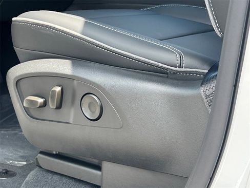 New 2026 Chevrolet Silverado EV LT image 19