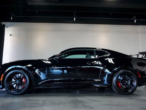 Used 2023 Chevrolet Camaro ZL1 image 35