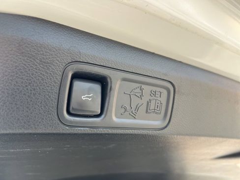 Certified 2021 Ford Expedition Max Limited image 28