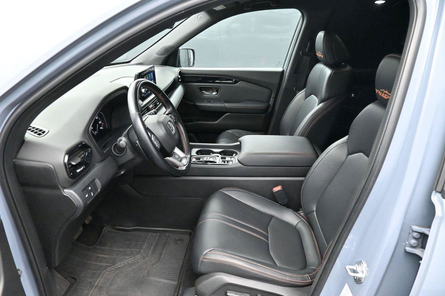 Used 2023 Honda Pilot TrailSport image 12