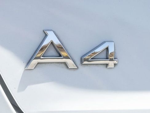 Used 2017 Audi A4 2.0T Prestige w/ Prestige Package FWD image 5
