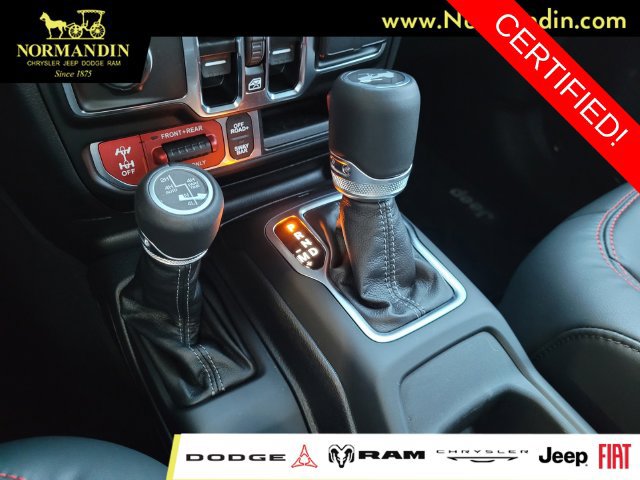 Certified 2025 Jeep Wrangler Unlimited Rubicon AWD/4WD image 12
