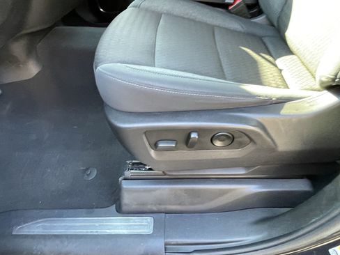 Used 2024 GMC Sierra 1500 Elevation AWD/4WD image 17