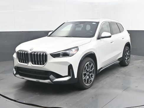 New 2026 BMW X1 xDrive28i w/ Convenience Package AWD/4WD image 1