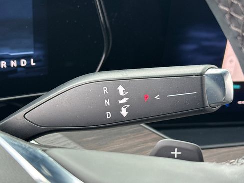 Used 2025 Chevrolet Tahoe Premier image 29