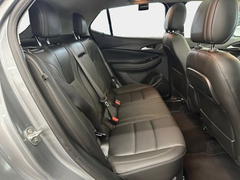 Used 2024 Buick Encore GX Avenir image 11