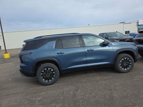 New 2026 Chevrolet Traverse Z71 w/ Enhanced Driving Package image 9