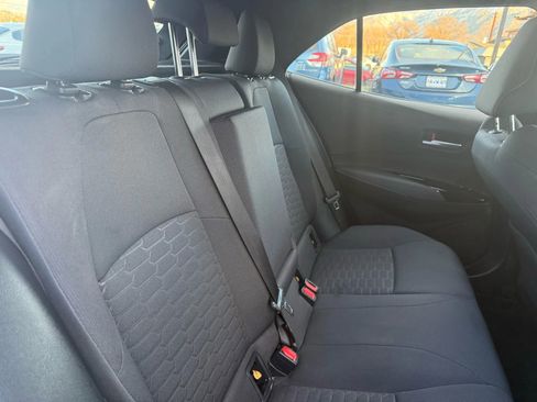 Used 2020 Toyota Corolla SE image 23
