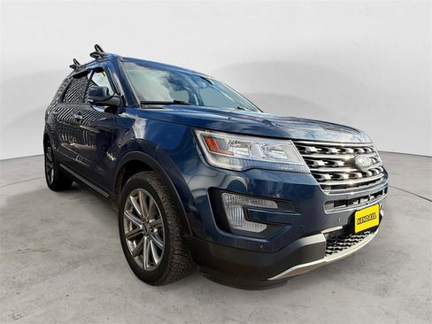 Used 2017 Ford Explorer Limited image 5