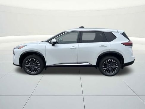 New 2026 Nissan Rogue Platinum w/ Platinum Premium Package image 2