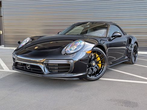 Certified 2017 Porsche 911 Turbo S image 1