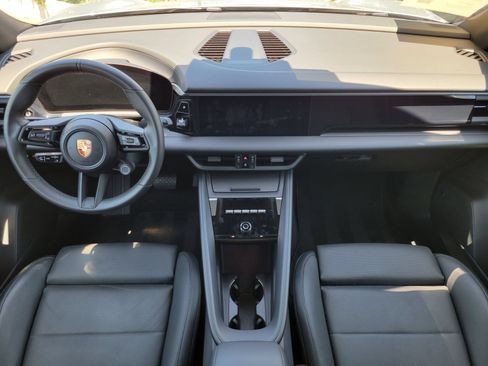 Used 2025 Porsche Macan Electric w/ Premium Package RWD image 12