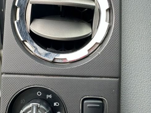 Used 2015 Ford F250 XLT w/ FX4 Off-Road Package image 23