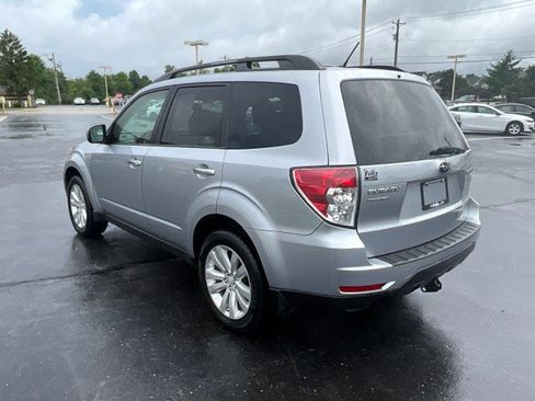 Used 2013 Subaru Forester 2.5X Premium w/ Popular Pkg 2 AWD/4WD image 4