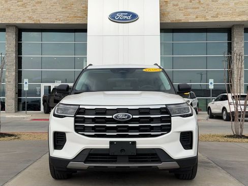 New 2026 Ford Explorer Active image 38