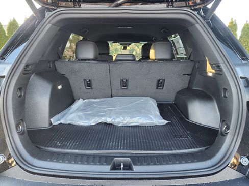 New 2026 Chevrolet Equinox LT w/ Convenience Package II image 12