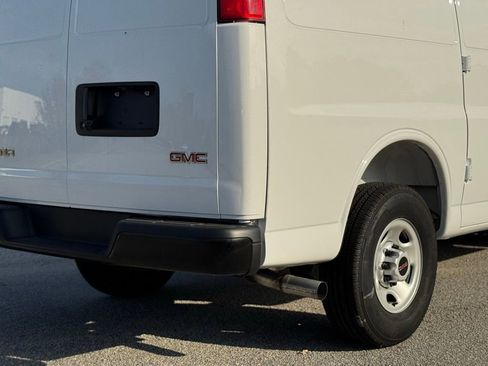 New 2025 GMC Savana 2500 w/ Driver Convenience Package RWD image 14