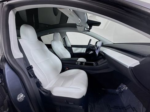 Used 2022 Tesla Model Y Performance AWD/4WD image 29