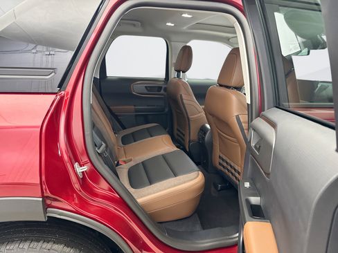 Used 2025 Ford Bronco Sport Outer Banks w/ Outer Banks Tech Package+ image 18