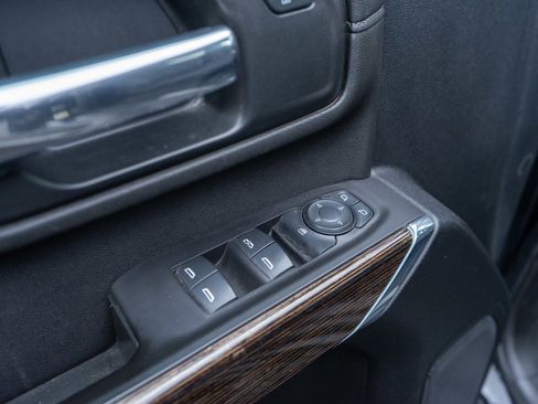 Used 2021 GMC Sierra 2500 SLE w/ SLE Value Package; image 14