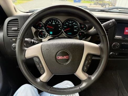 Used 2011 GMC Sierra 1500 SLE w/ Regional Value Package RWD image 23