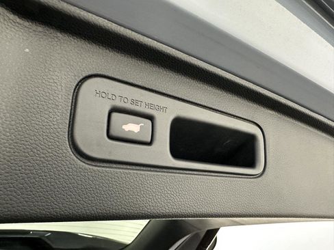 Used 2024 Honda Pilot Touring image 33