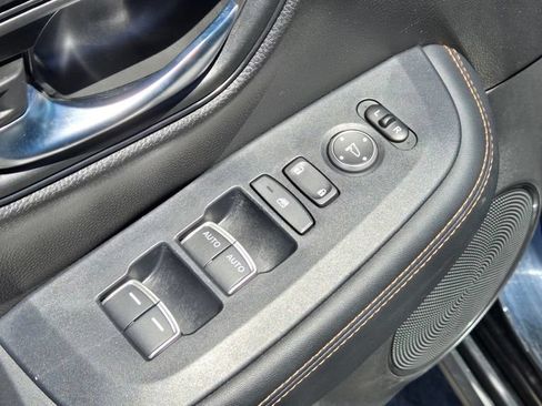 Used 2023 Honda HR-V Sport image 16