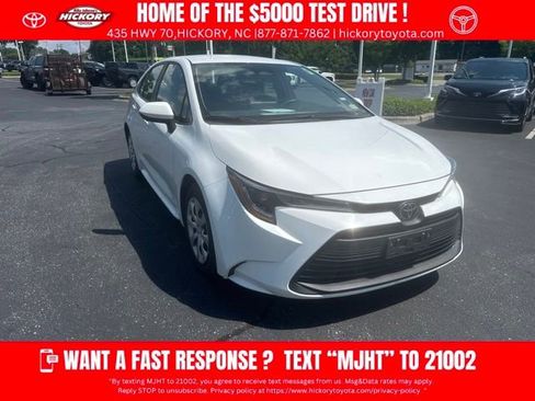 Used 2024 Toyota Corolla LE FWD image 1