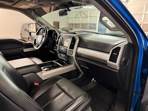 Used 2021 Ford F250 Lariat image 42