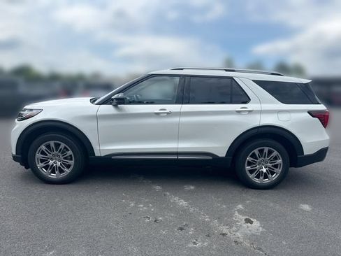 New 2026 Ford Explorer Platinum AWD/4WD image 5