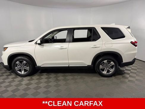 Used 2025 Honda Pilot EX-L image 5