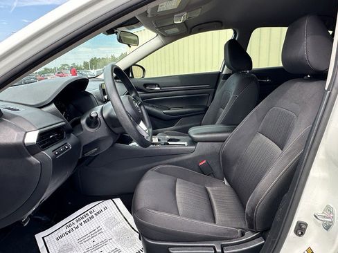 Used 2022 Nissan Altima 2.5 S image 18