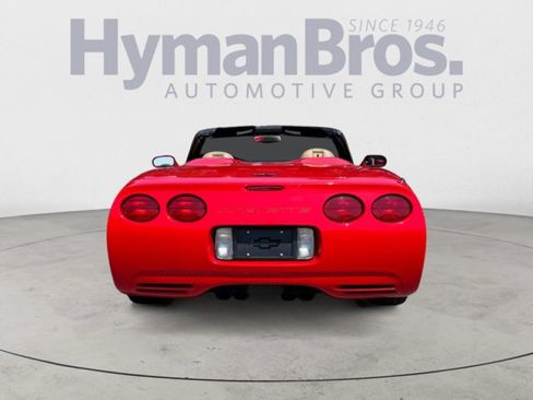 Used 1999 Chevrolet Corvette Convertible w/ Memory Pkg image 4