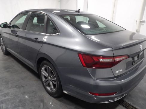 Used 2020 Volkswagen Jetta R-Line w/ R-Line Cold Weather Package FWD image 6