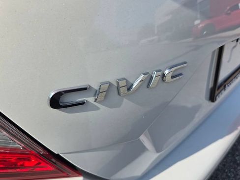 Used 2020 Honda Civic Sport image 15