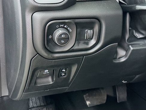 New 2026 RAM 1500 Big Horn w/ Night Edition AWD/4WD image 15