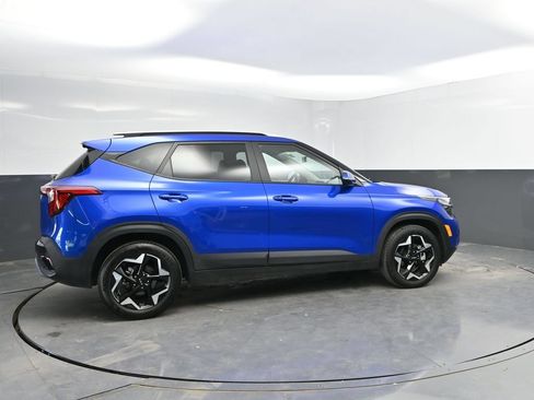 Used 2025 Kia Seltos S FWD image 10