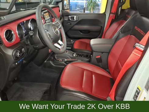 Used 2023 Jeep Wrangler Unlimited Rubicon 4xe image 8