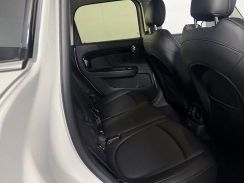 Used 2024 MINI Cooper Countryman S w/ Premium Package FWD image 28