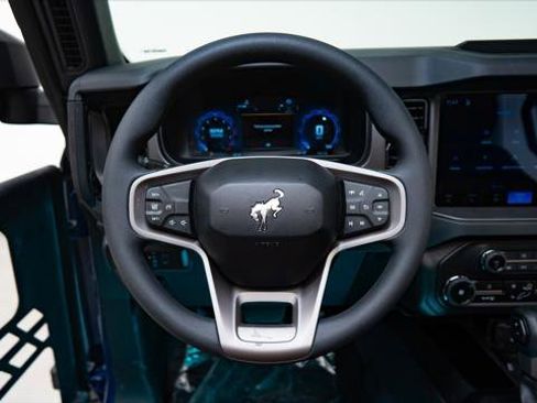 Used 2025 Ford Bronco Big Bend image 41