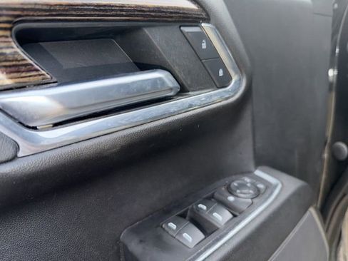 Used 2023 GMC Sierra 1500 Elevation image 17