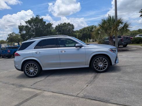 Used 2024 Mercedes-Benz GLE 350 4MATIC image 3