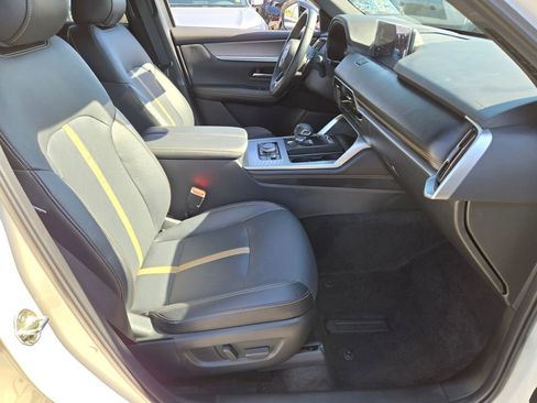 Used 2025 MAZDA CX-70 Plug-In Hybrid w/ Premium Plus AWD/4WD image 20