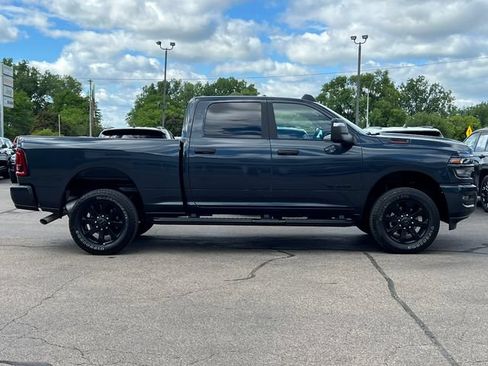 Used 2025 RAM 2500 Big Horn AWD/4WD image 47