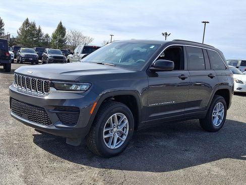 New 2026 Jeep Grand Cherokee Laredo X AWD/4WD image 4