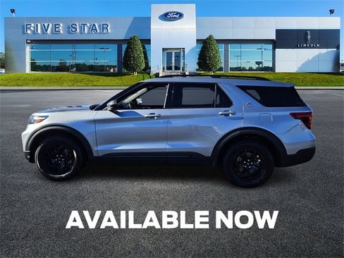 Used 2022 Ford Explorer Timberline image 4