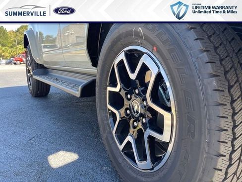 New 2025 Ford Bronco Outer Banks image 10